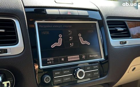 Volkswagen Touareg 2012 - фото 11
