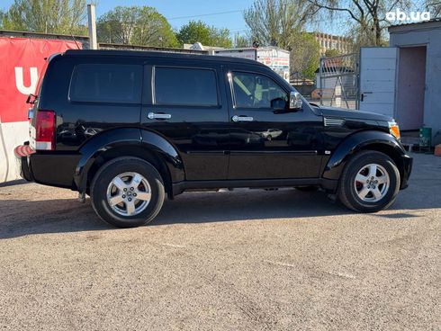Dodge Nitro 2007 черный - фото 4
