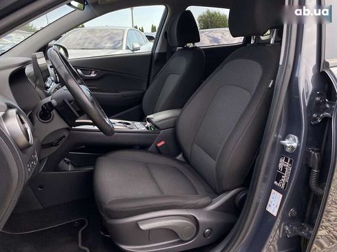 Hyundai Kona Electric 2022 - фото 28