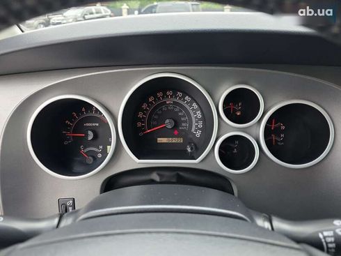 Toyota Sequoia 2014 - фото 28