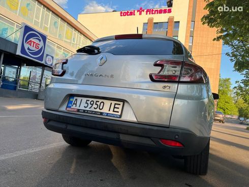 Renault Megane 2012 серебристый - фото 7