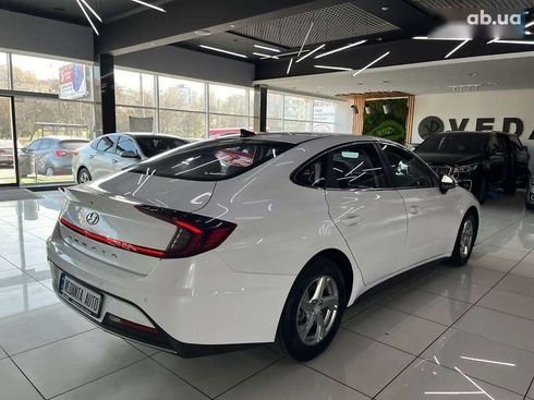 Hyundai Sonata 2019 - фото 4