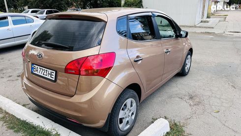 Kia Venga 2012 бежевый - фото 7