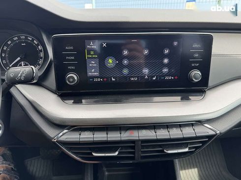 Skoda Octavia 2020 - фото 27