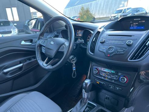 Ford Escape 2017 красный - фото 39