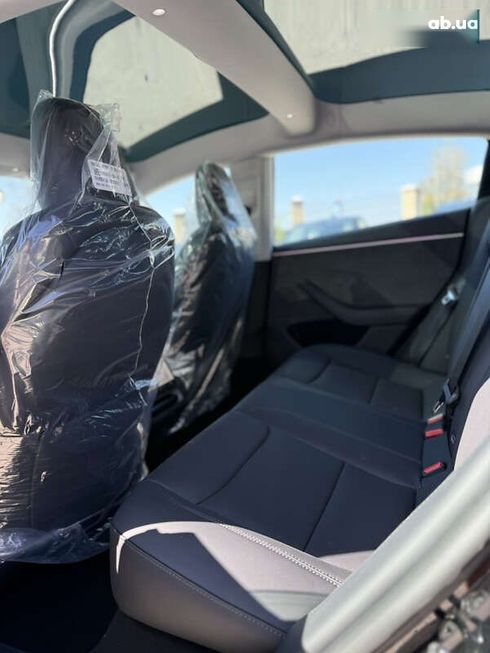 Tesla Model 3 2024 - фото 26