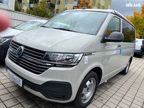 Volkswagen Multivan 2022 - фото 27