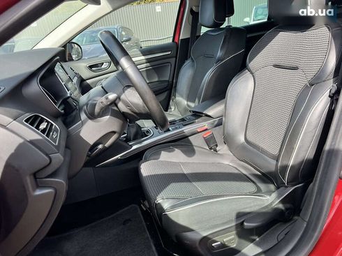 Renault Megane 2017 - фото 29