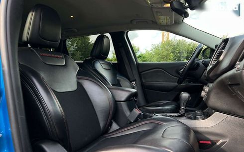 Jeep Cherokee 2019 - фото 9