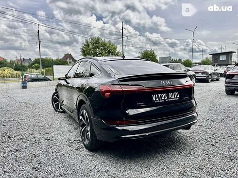 Audi E-Tron 2021 - фото 10