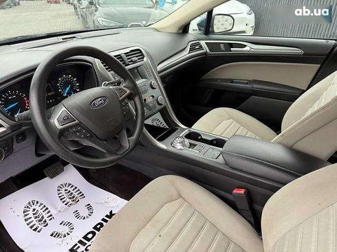 Ford Fusion 2019 - фото 10