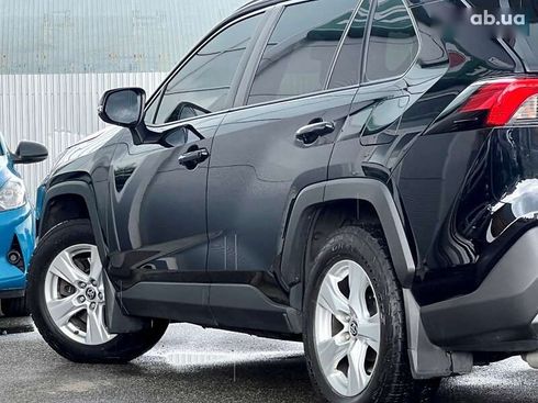 Toyota RAV4 2019 - фото 14