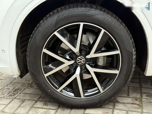 Volkswagen Touareg 2023 - фото 28