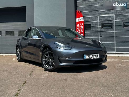 Tesla Model 3 2020 - фото 2