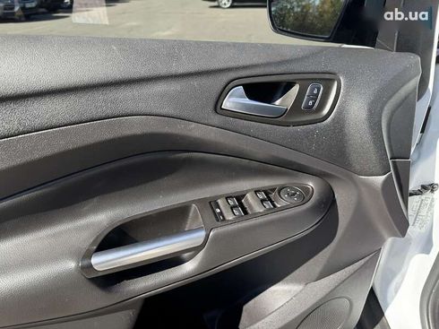 Ford C-Max 2017 - фото 10