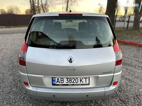 Renault Scenic 2007 - фото 16