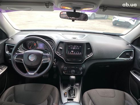 Jeep Cherokee 2018 белый - фото 28