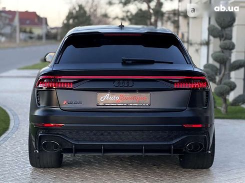 Audi RS Q8 2021 - фото 20