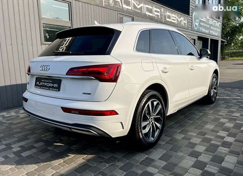 Audi Q5 2021 - фото 11