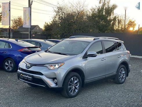Toyota RAV4 2017 - фото 12