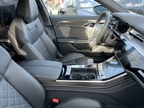 Audi A8 2023 - фото 25