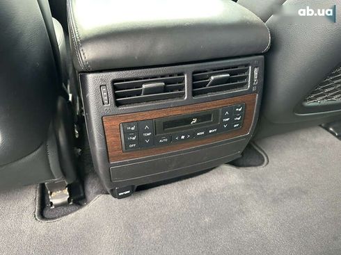 Toyota Land Cruiser 2017 - фото 21