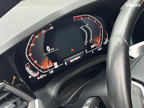 BMW 3 серия 2019 белый - фото 22