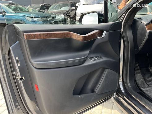 Tesla Model X 2019 серый - фото 15