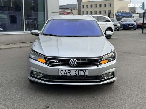 Volkswagen Passat 2016 - фото 2