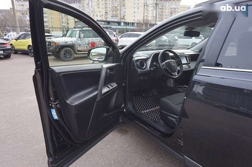 Toyota RAV4 2016 - фото 13