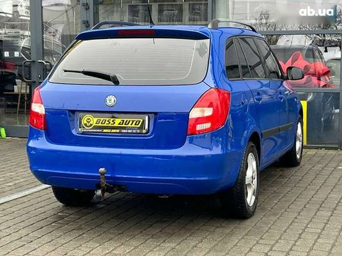 Skoda Fabia 2009 - фото 7