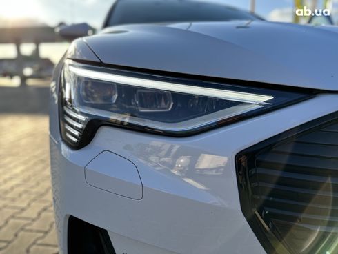 Audi E-Tron 2021 белый - фото 2