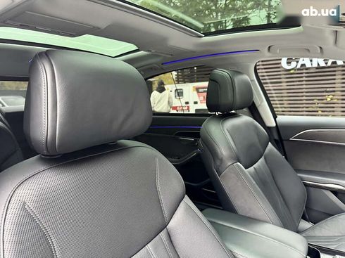 Audi A8 2022 - фото 26