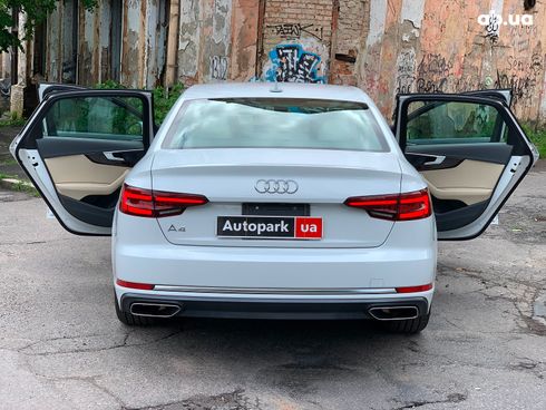 Audi A4 2019 белый - фото 19