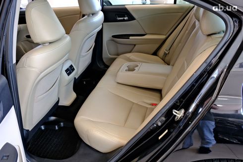 Honda Accord 2015 черный - фото 8