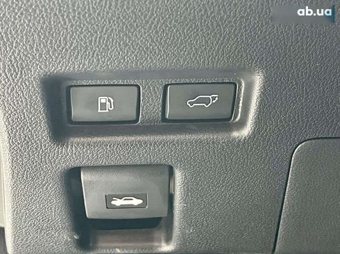 Lexus UX 2019 - фото 24