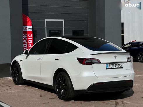 Tesla Model Y 2022 - фото 8