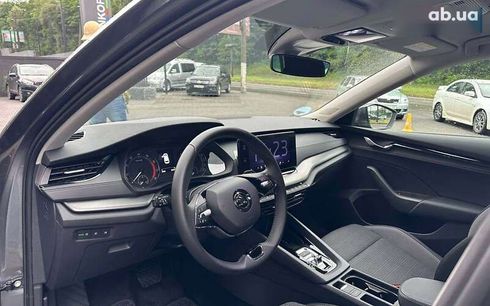 Skoda Octavia 2023 - фото 8
