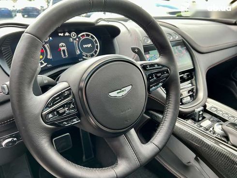 Aston Martin DBX 2021 - фото 25