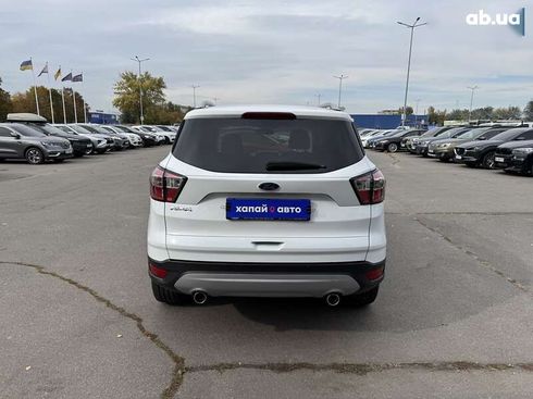 Ford Kuga 2016 - фото 6