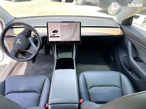 Tesla Model 3 2019 - фото 17