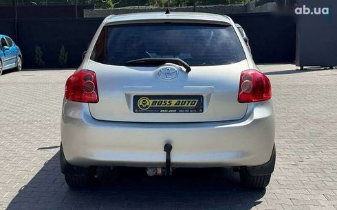 Toyota Auris 2008 - фото 7