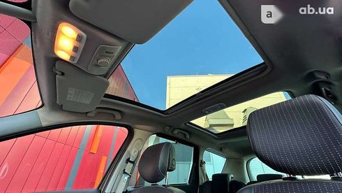 Renault Scenic 2012 - фото 26