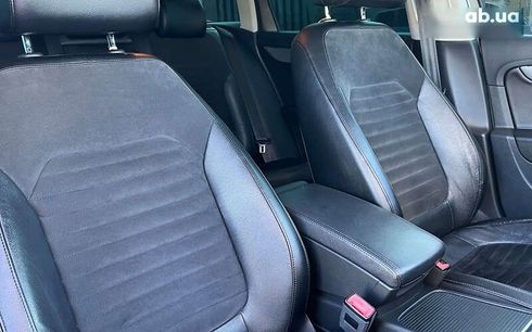 Volkswagen Passat 2012 - фото 25