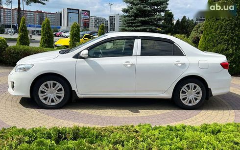 Toyota Corolla 2013 - фото 4