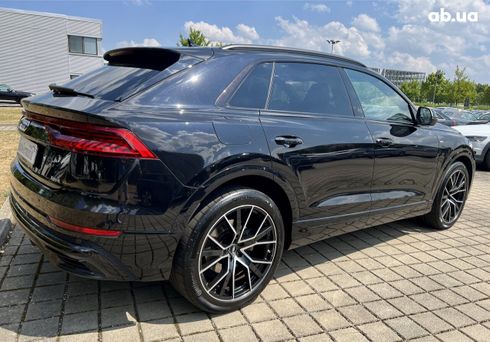 Audi Q8 2021 - фото 13