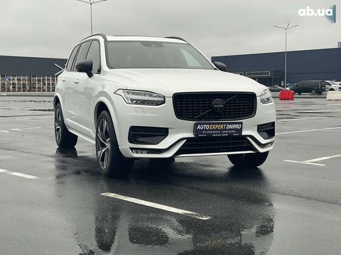 Volvo XC90 2020 - фото 3