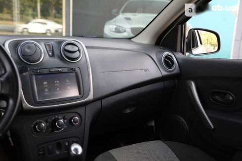 Dacia Sandero 2016 - фото 11