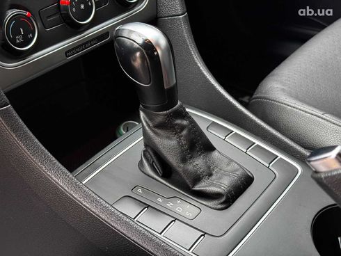 Volkswagen Passat 2013 белый - фото 19