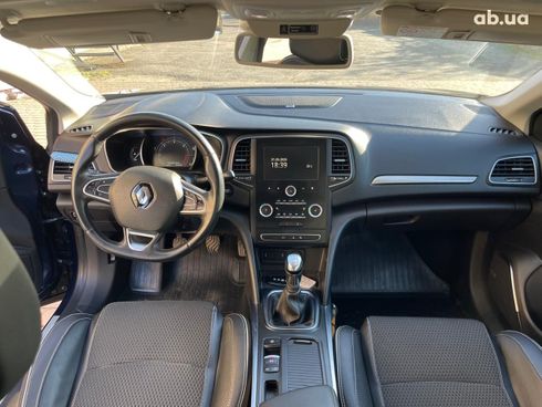Renault Megane 2017 синий - фото 12